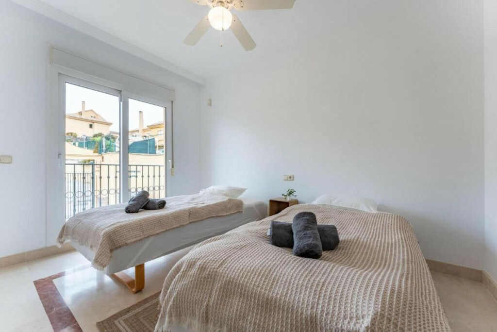 Semi-Detached House Riviera del Sol Málaga - image 7