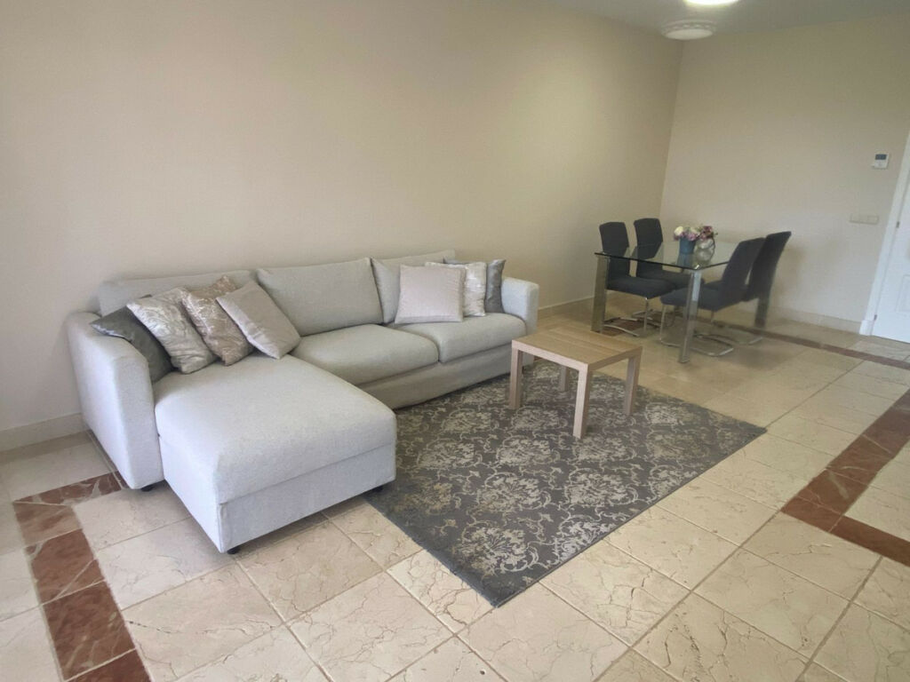 Ground Floor Apartment Atalaya Málaga - image 7