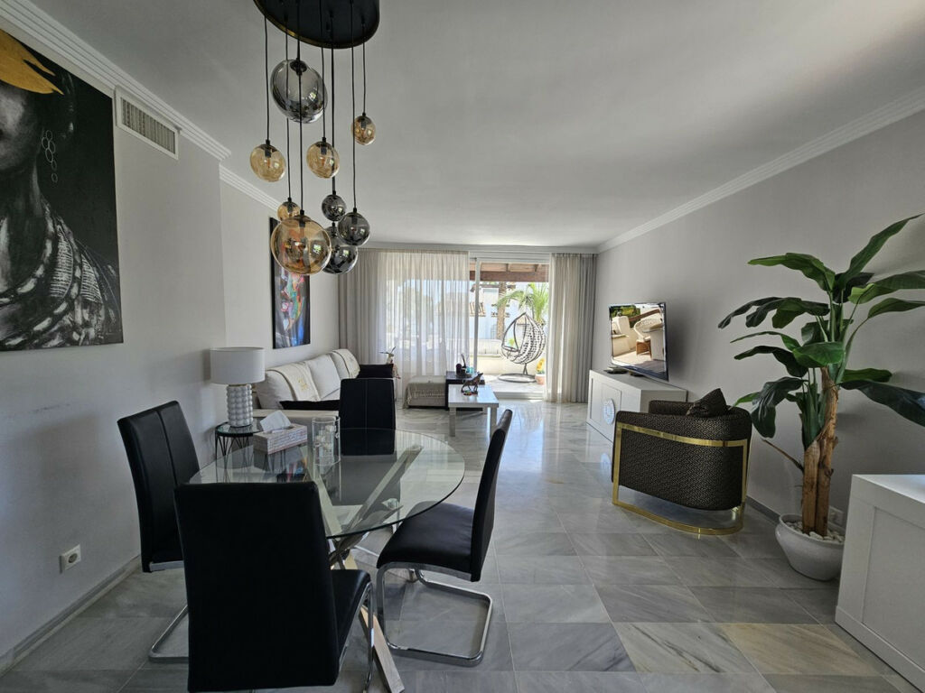 Penthouse Estepona Málaga - image 7