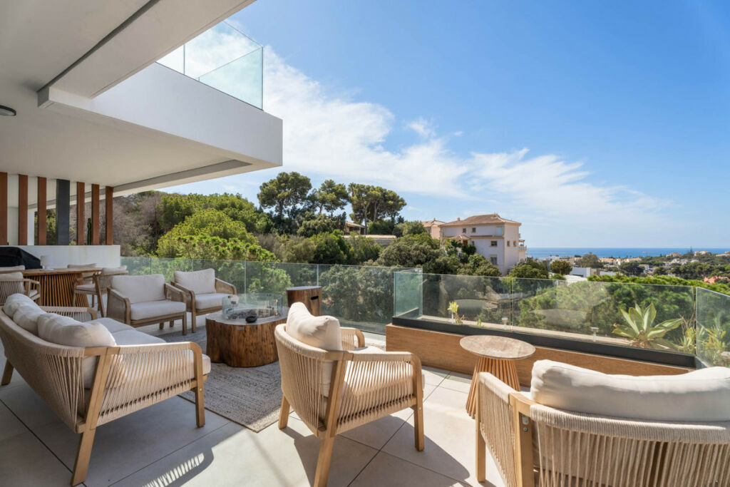 Penthouse Duplex Artola Málaga - image 7