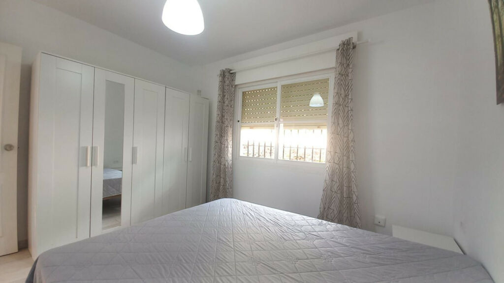 Ground Floor Apartment El Faro Málaga - image 11