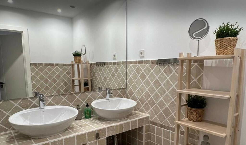 Ground Floor Apartment Estepona Málaga - image 7