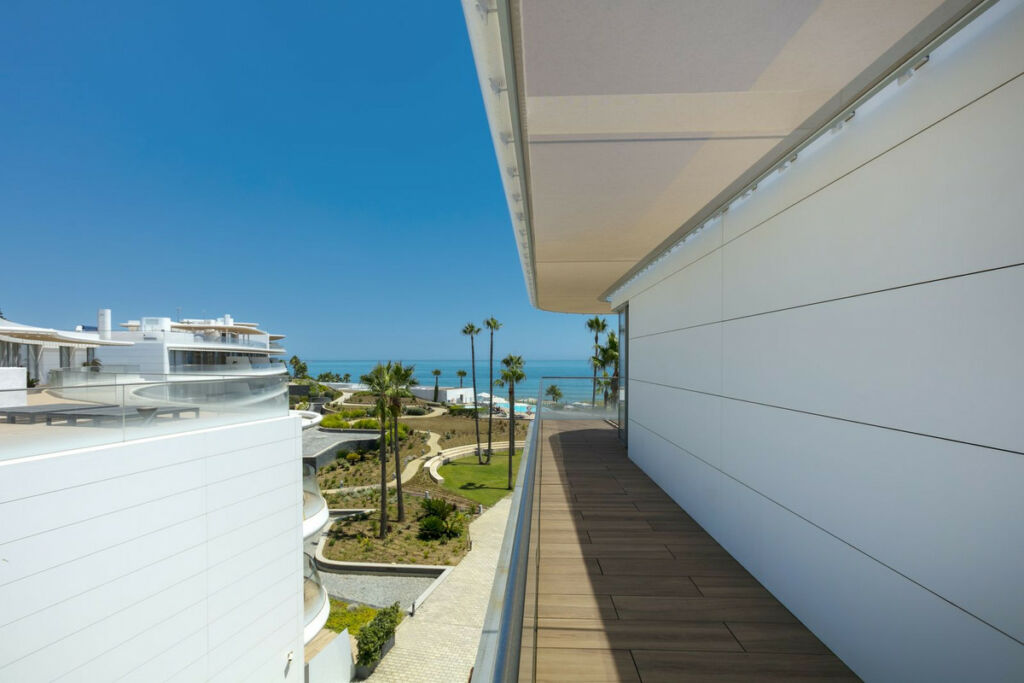 Penthouse Estepona Málaga - image 7