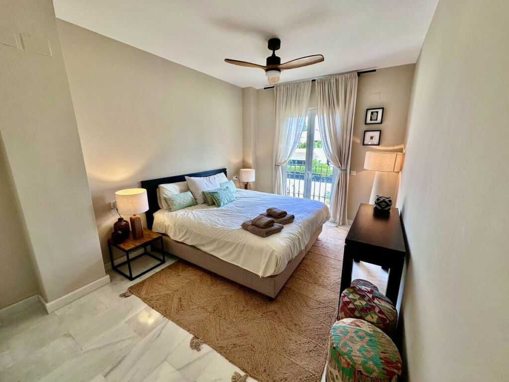 Middle Floor Apartment San Pedro de Alcántara Málaga - image 9