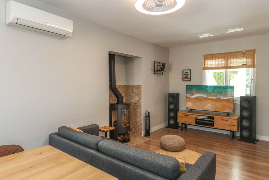 Detached Villa Guaro Málaga - image 7