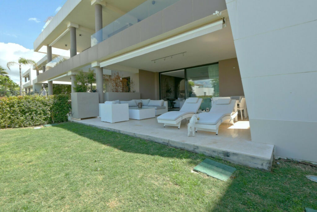Ground Floor Apartment Cabopino Málaga - image 7