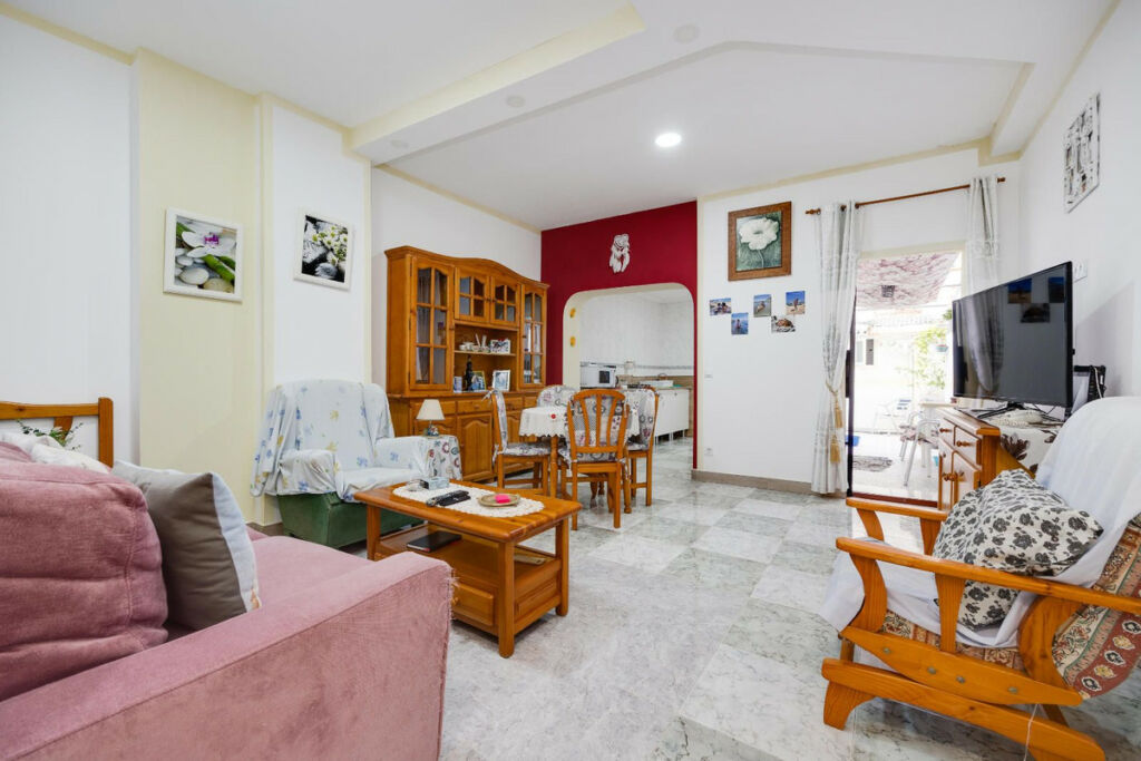 Ground Floor Apartment Torrevieja Alicante - image 7