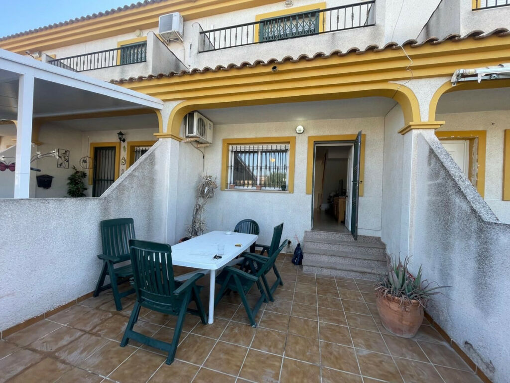 Townhouse Daya Nueva Alicante - image 7