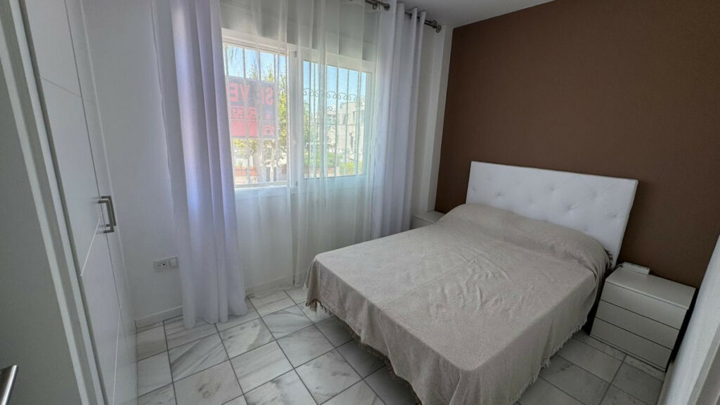 Semi-Detached House Torrevieja Alicante - image 7