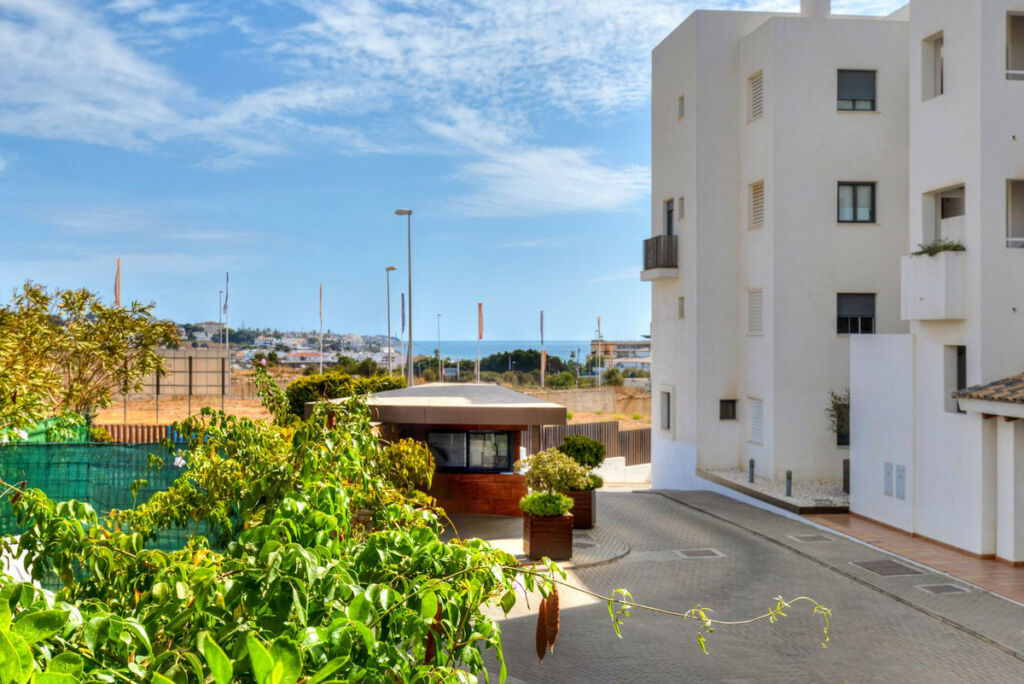 Ground Floor Apartment La Cala de Mijas Málaga - image 7