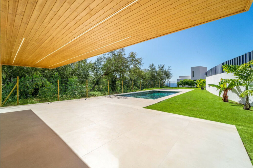 Detached Villa La Capellania Málaga - image 7