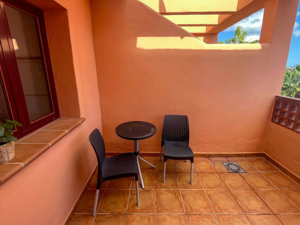 Top Floor Apartment El Paraiso Málaga - image 7