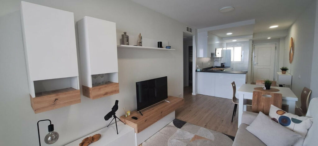 Middle Floor Apartment Benidorm Alicante - image 7
