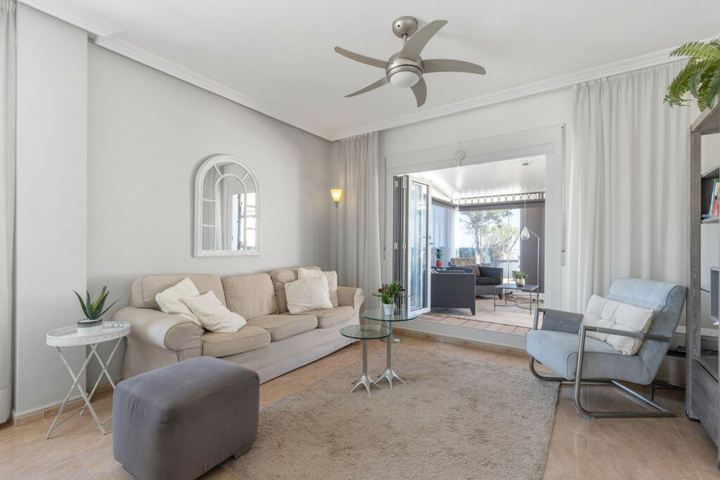 Penthouse Villamartin Alicante - image 7
