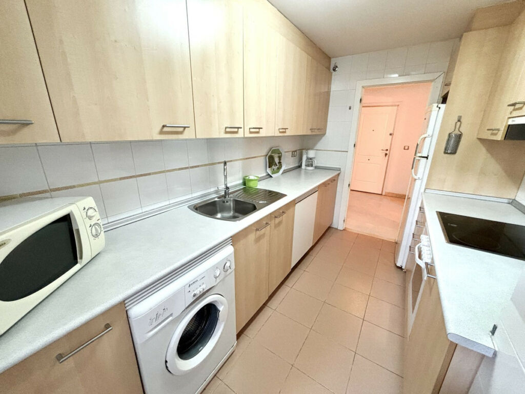 Ground Floor Apartment Estepona Málaga - image 7