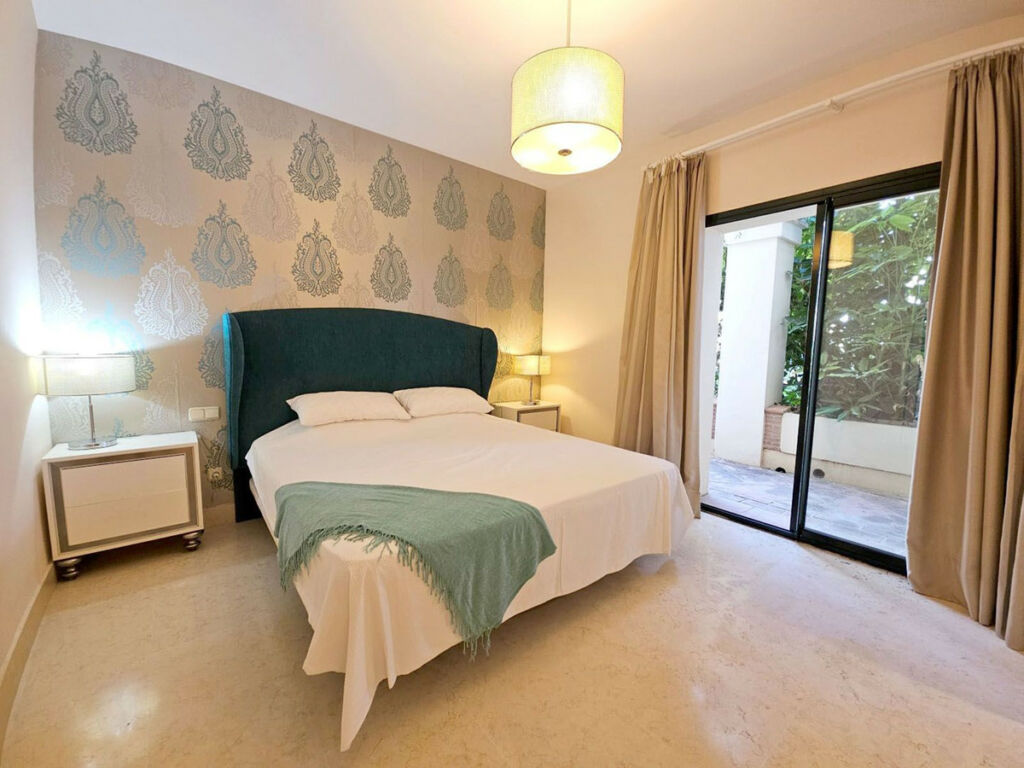 Ground Floor Apartment Benahavís Málaga - image 8