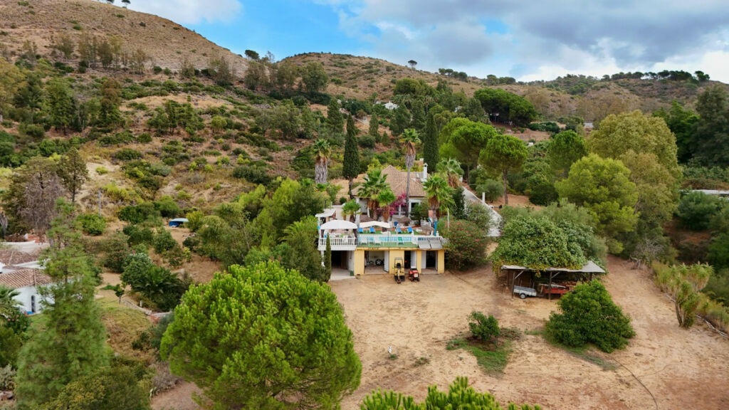 Detached Villa Alhaurín el Grande Málaga - image 8