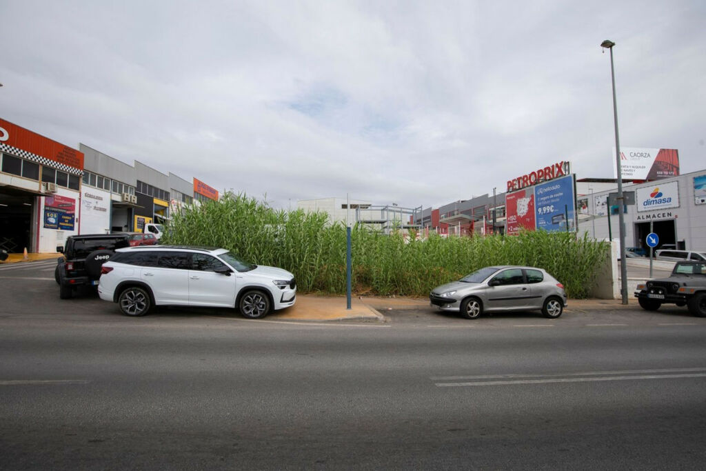 Commercial Plot San Pedro de Alcántara Málaga - image 9