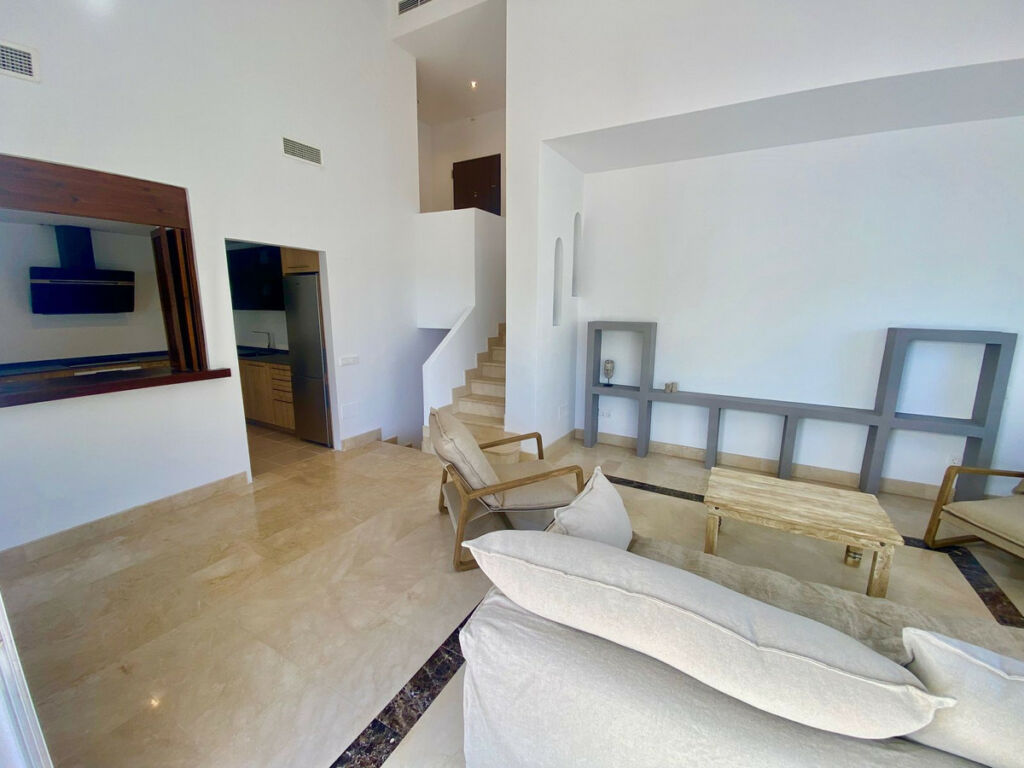 Townhouse Istán Málaga - image 8