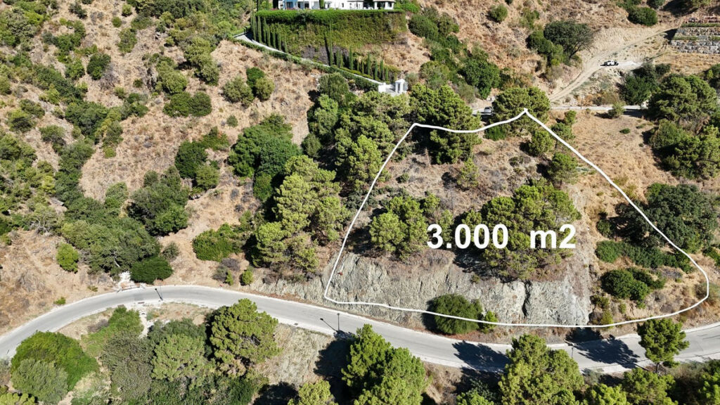 Residential Plot Benahavís Málaga - image 8