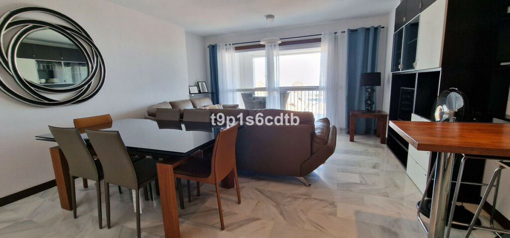 Middle Floor Apartment Puerto Banús Málaga - image 8