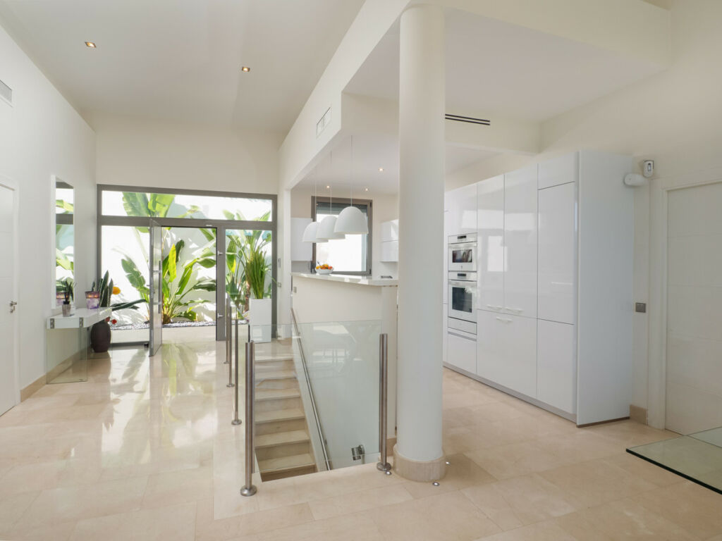 Detached Villa Benahavís Málaga - image 8
