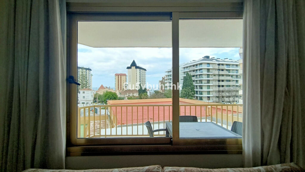 Middle Floor Apartment Fuengirola Málaga - image 9