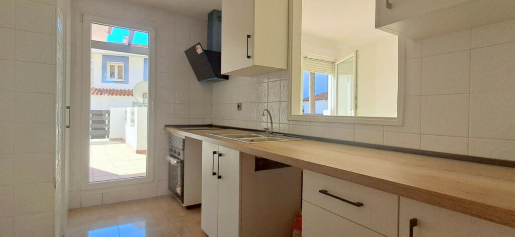 Ground Floor Apartment La Duquesa Málaga - image 8