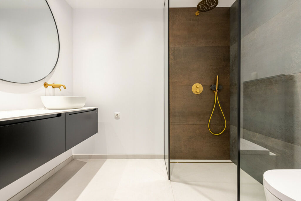 Middle Floor Apartment La Quinta Málaga - image 8
