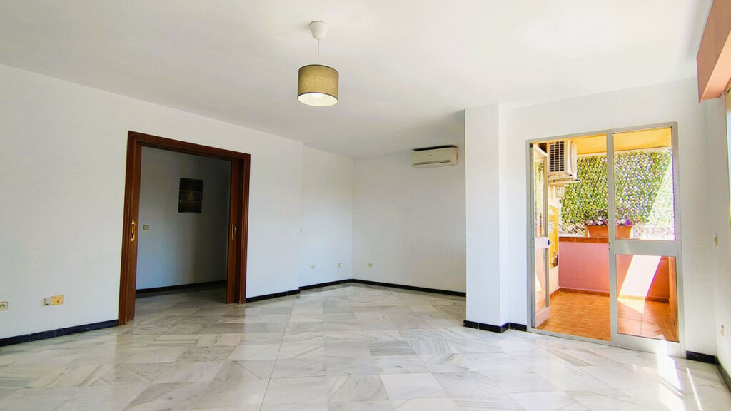 Middle Floor Apartment San Pedro de Alcántara Málaga - image 8