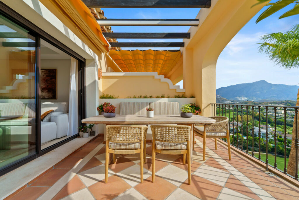 Penthouse Benahavís Málaga - image 8