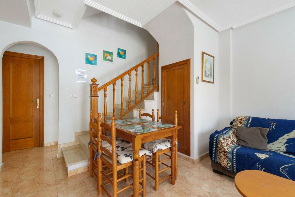 Townhouse Torrevieja Alicante - image 8