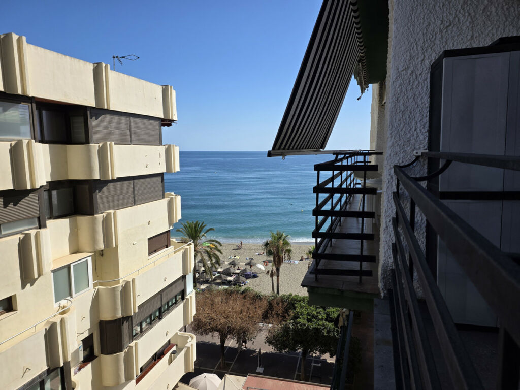 Middle Floor Apartment Marbella Málaga - image 8