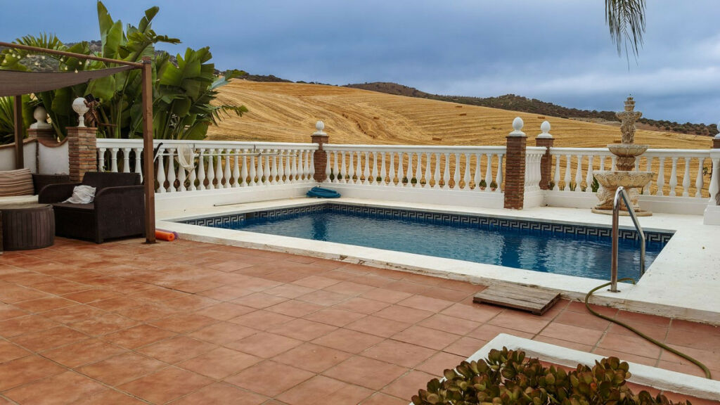 Finca - Cortijo Almogía Málaga - image 8