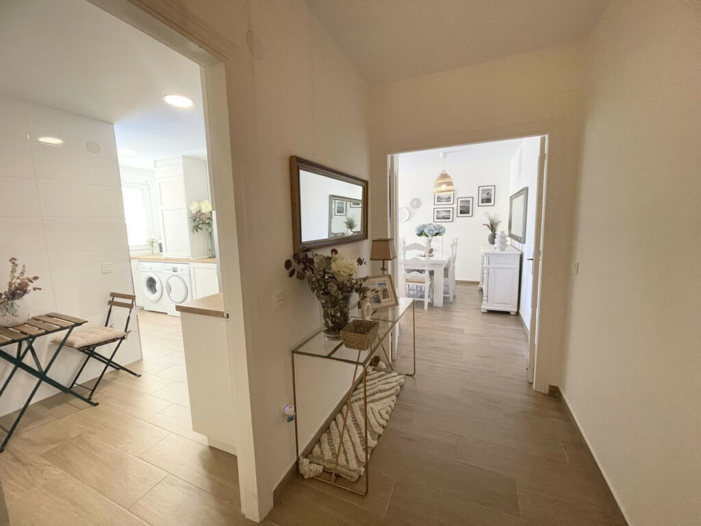 Middle Floor Apartment Los Boliches Málaga - image 28