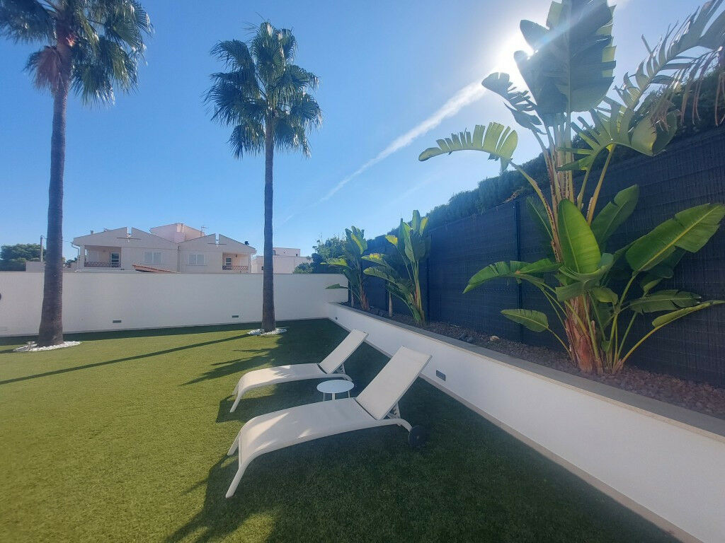 Detached Villa Albir Alicante - image 8