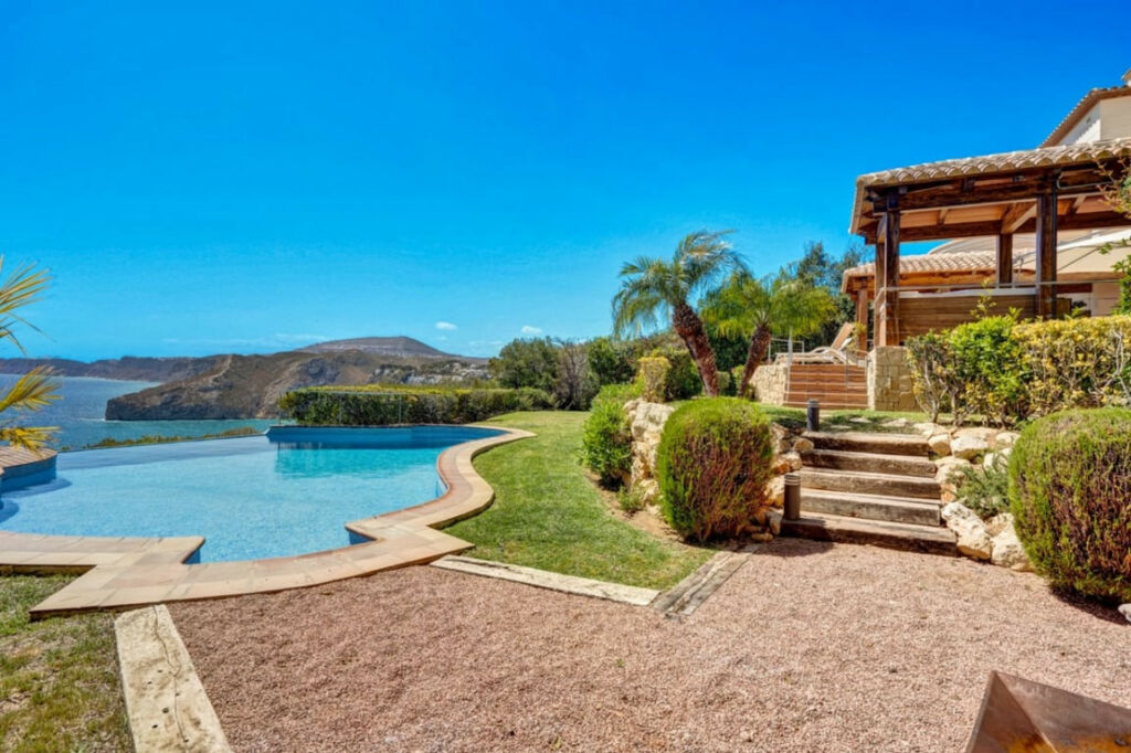 Detached Villa Javea Alicante - image 8