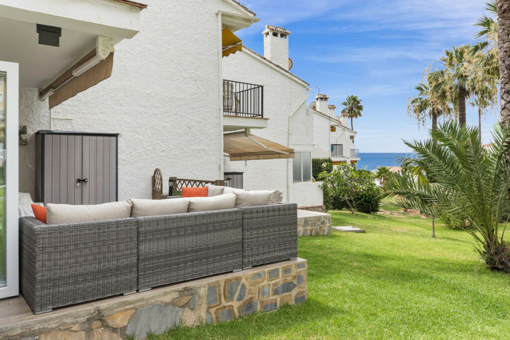 Ground Floor Apartment La Cala de Mijas Málaga - image 8