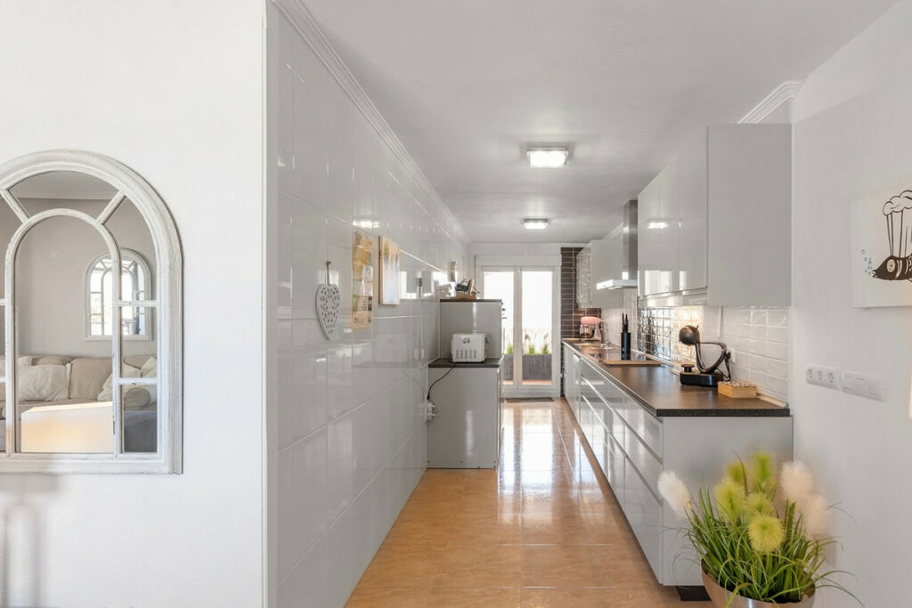 Penthouse Villamartin Alicante - image 8