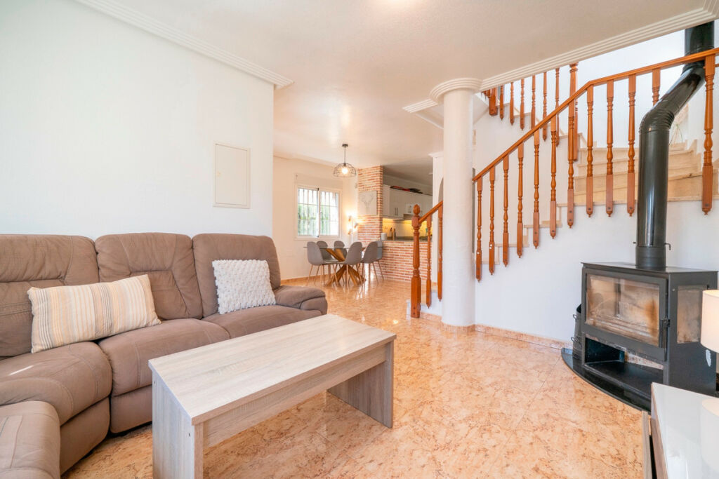 Townhouse Guardamar del Segura Alicante - image 8