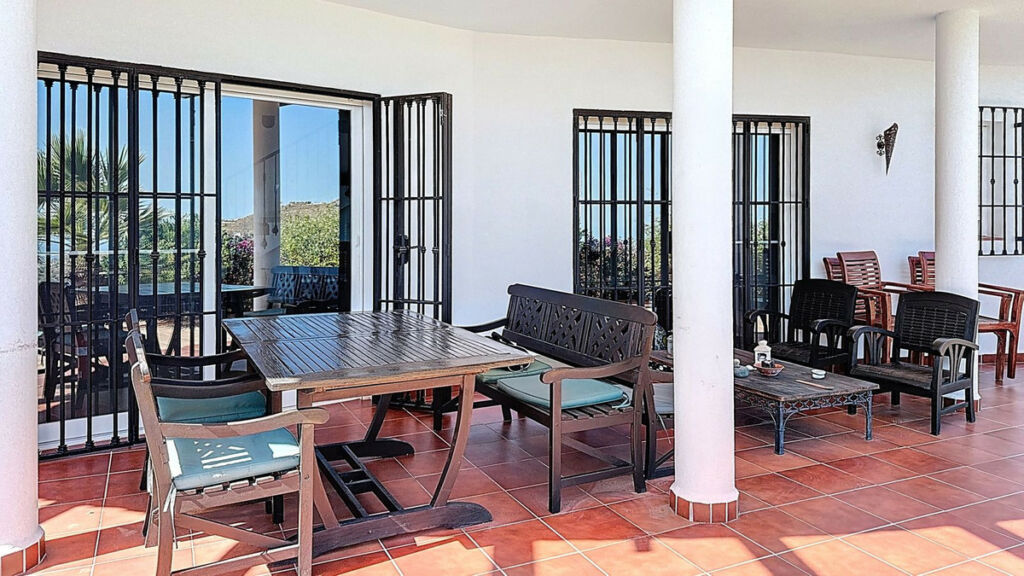 Detached Villa Arenas Málaga - image 8