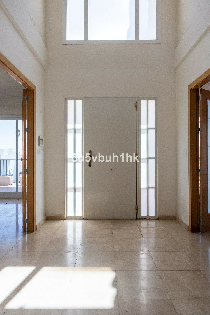 Detached Villa Benalmadena Málaga - image 8