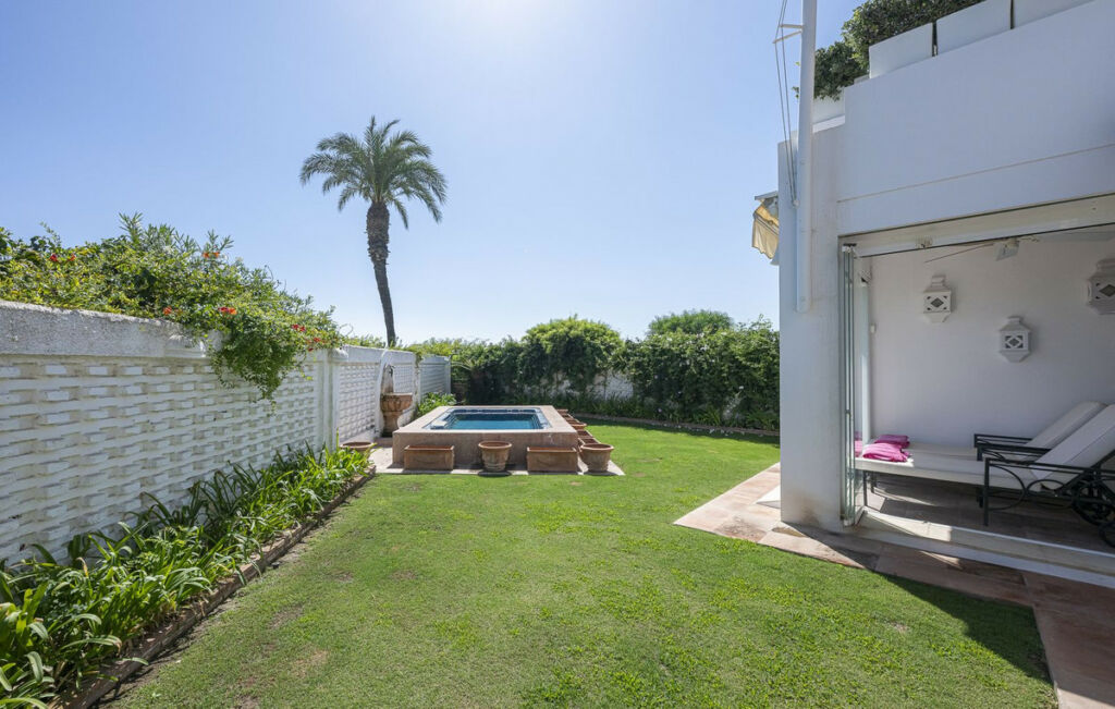 Detached Villa Sotogrande Costa Cádiz - image 8