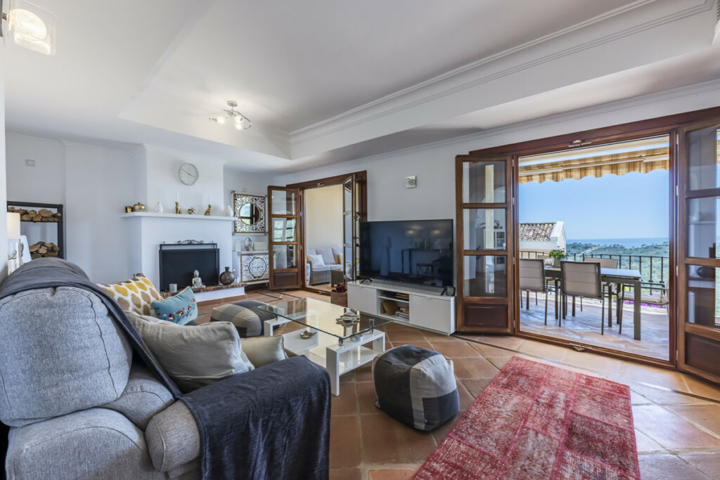 Townhouse Benahavís Málaga - image 8