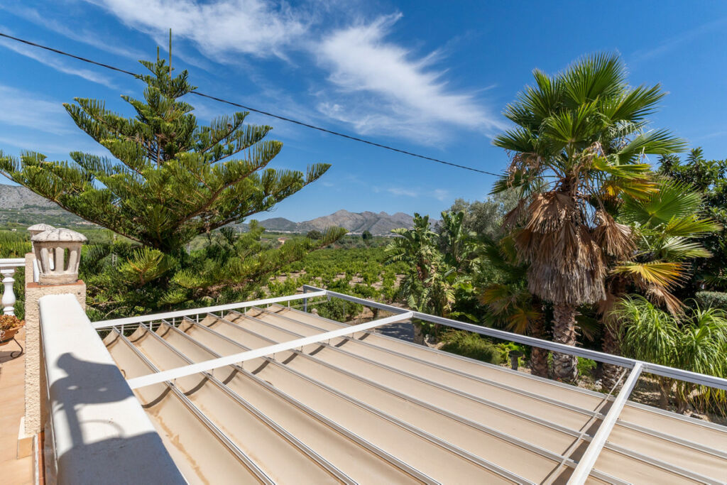 Detached Villa Orba Alicante - image 8