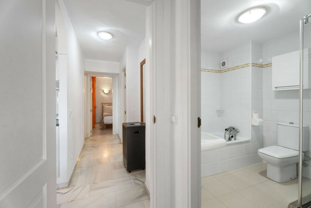 Ground Floor Apartment Marbella Málaga - image 8