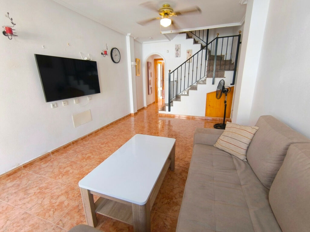 Townhouse Algorfa Alicante - image 8