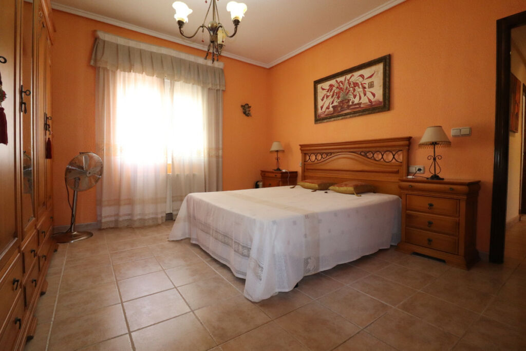Detached Villa Ciudad Quesada Alicante - image 8