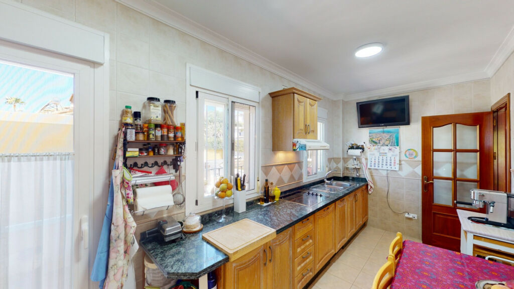 Semi-Detached House Torre del Mar Málaga - image 8