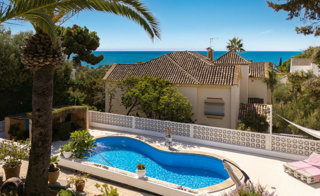 Detached Villa Marbesa Málaga - image 8